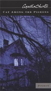 Cat among the pigeons (Premium Quality)