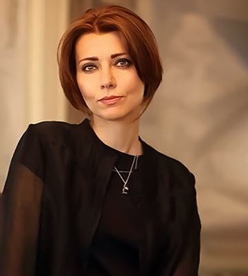 Elif Shafaq